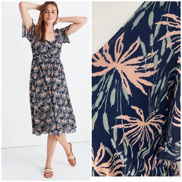 Madewell Dresses & Skirts - Madewell Ruffle Sleeve Midi Dress in Oasis Palms